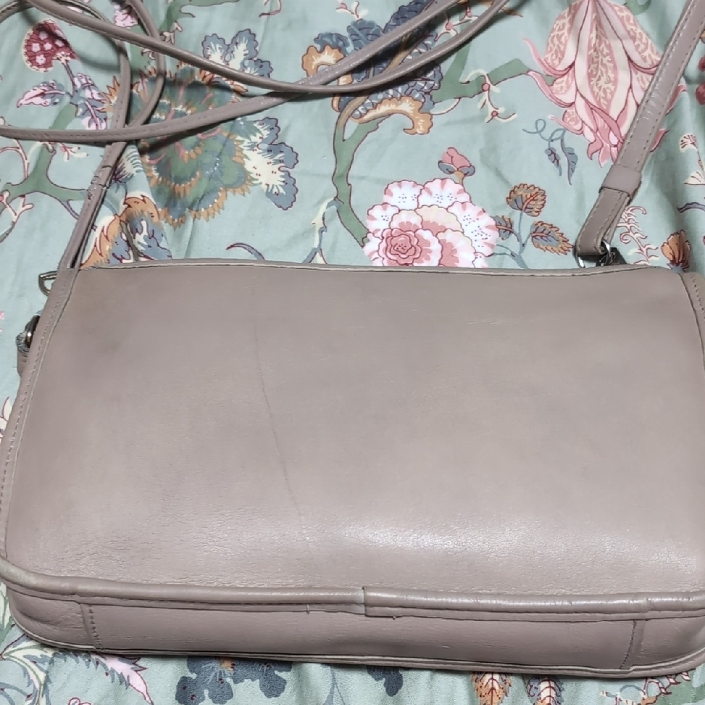 Vintage Putty/Greige Real Leather Shoulder Bag - Picture 9 of 14